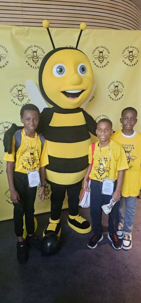 Bloomers Delegates with Young Master Bee Mascot
